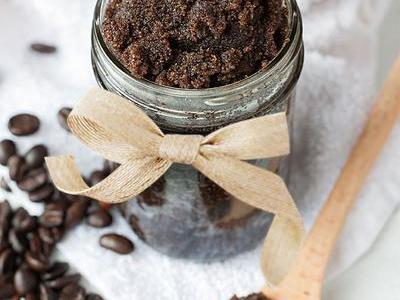 This Easy DIY Coffee Scrub Can Be Tweaked to Suit Every Skin&nbsp;Type